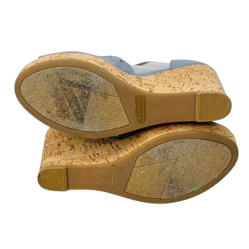 Marc Fisher Batini Faux Suede Wedge Heel Sandals Blue Womens‎ Size 9